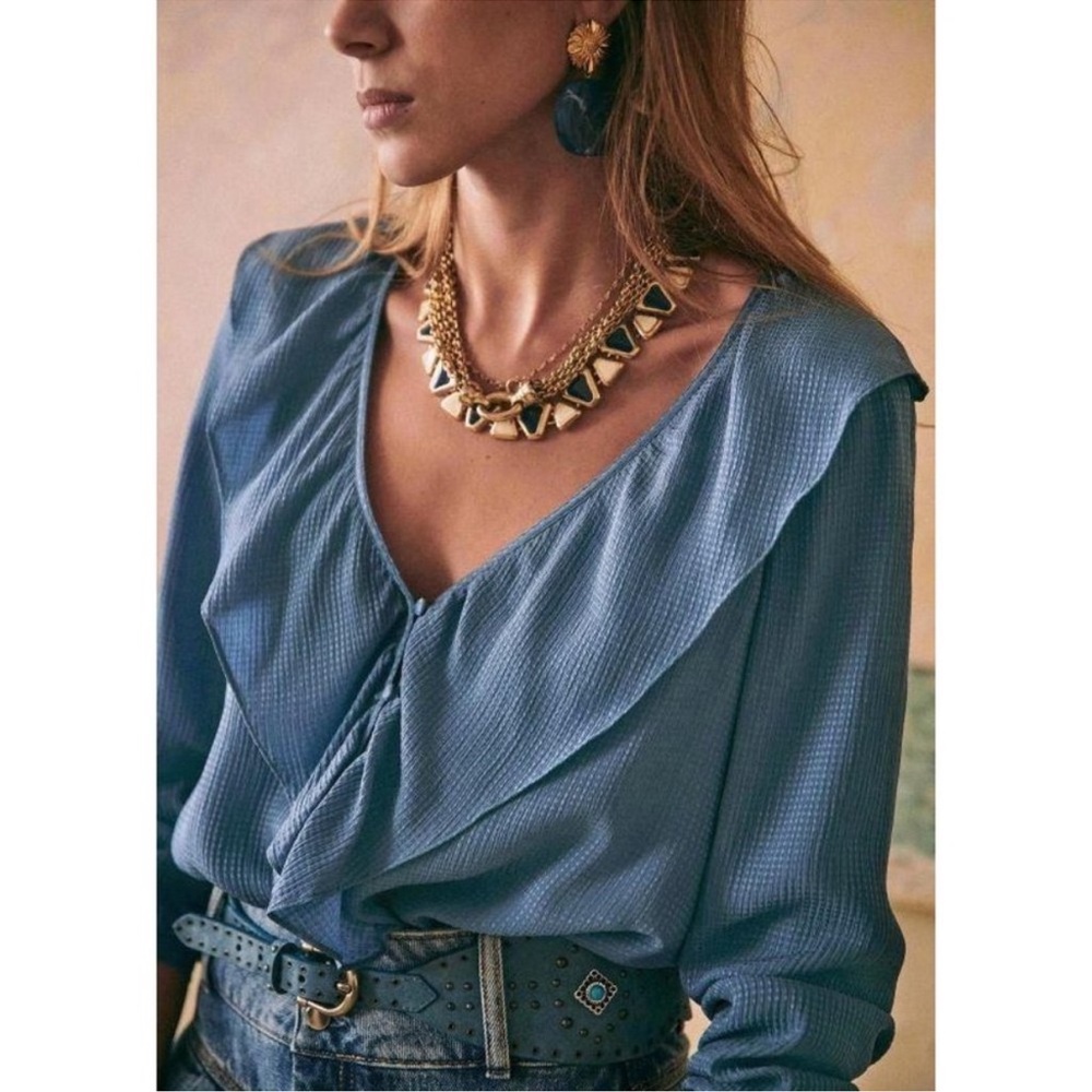 Sezane Priscille Blouse Women's 34 US 2 Ruffle V-Neck 100% Silk Button Blue